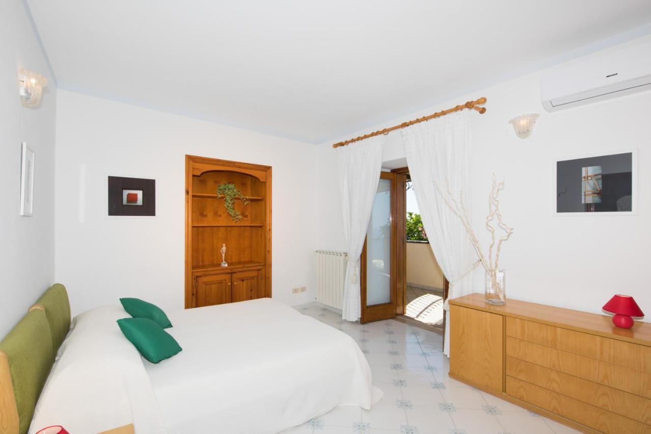 Villa Savina - Elegant Family Villa Overlooks Amalfi Coast - Positano Exterior foto