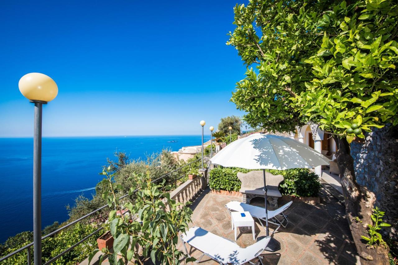 Villa Savina - Elegant Family Villa Overlooks Amalfi Coast - Positano Exterior foto