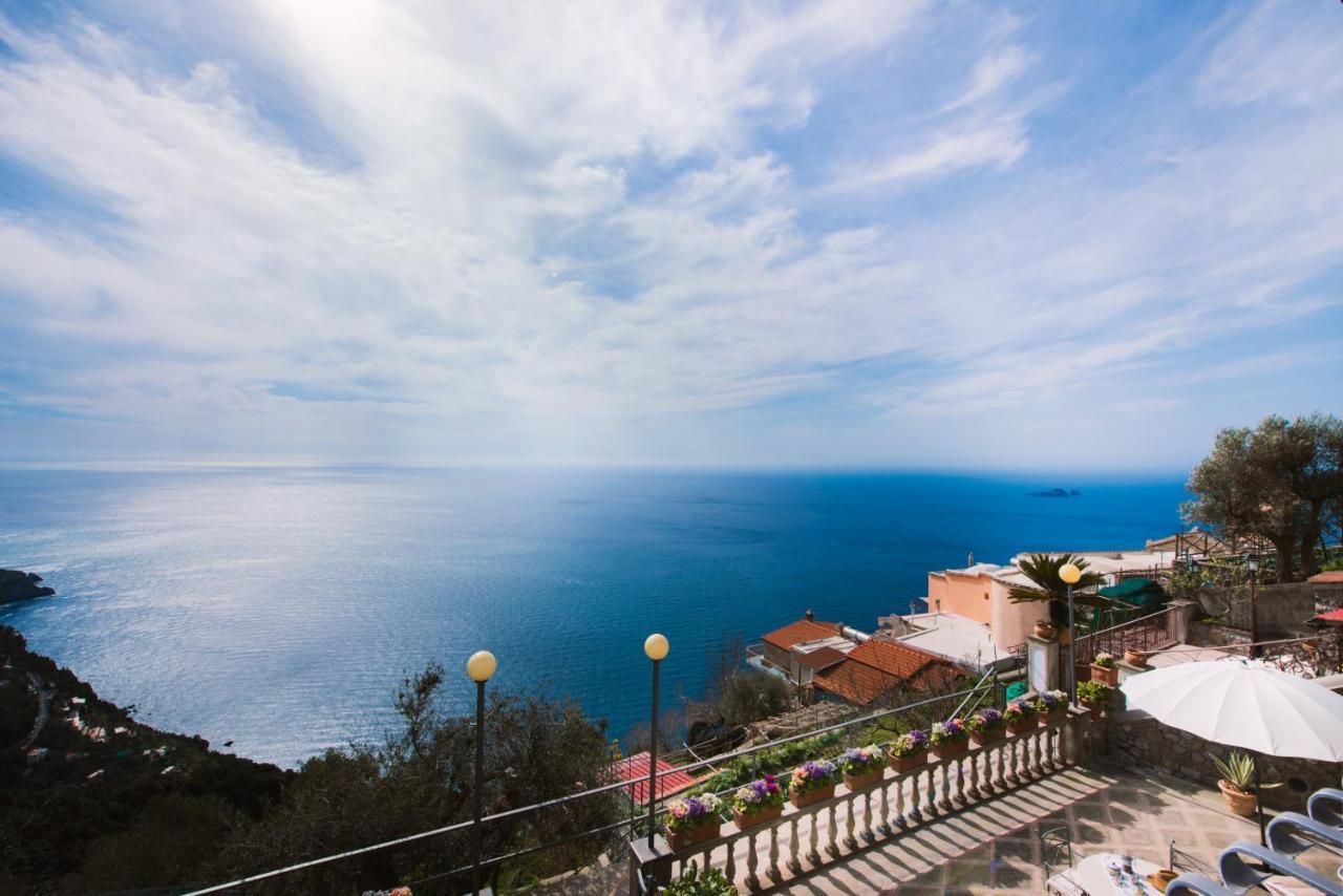 Villa Savina - Elegant Family Villa Overlooks Amalfi Coast - Positano Exterior foto